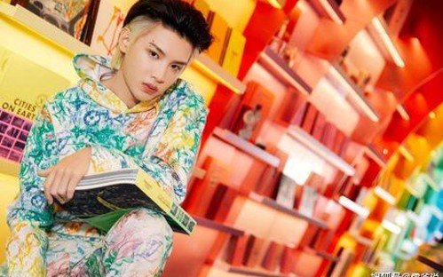 网红大瓜兴起背后的文案艺术与无人机新玩法