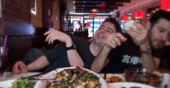 吃瓜酱离职引发娱乐圈热议：压力下的选择与未来走向